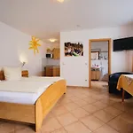 招待所 Ferienweingut-liebfried 4*